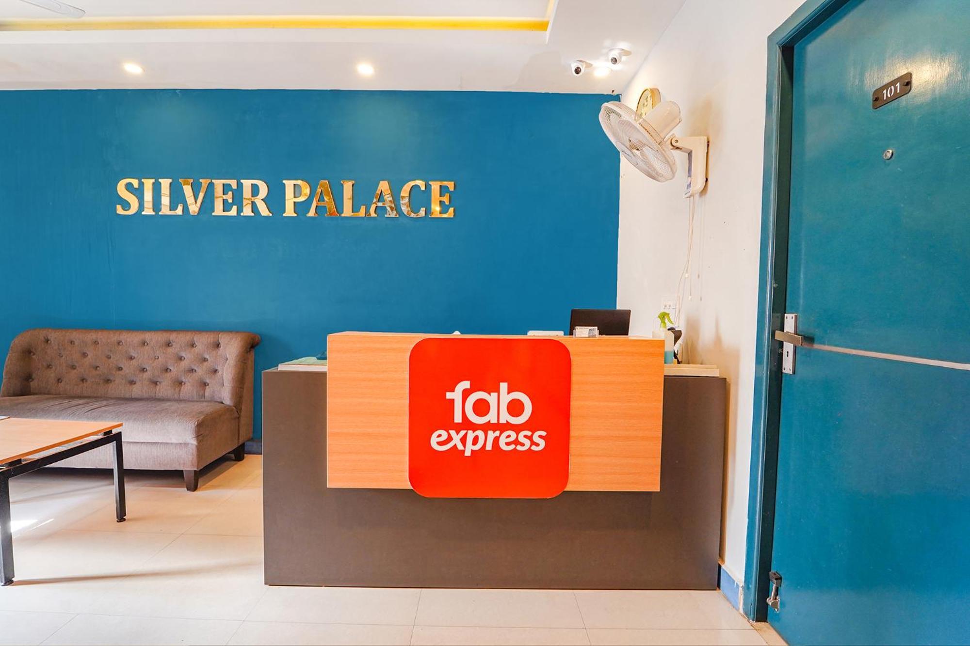 Fabexpress Silver Palace Csennai Kültér fotó